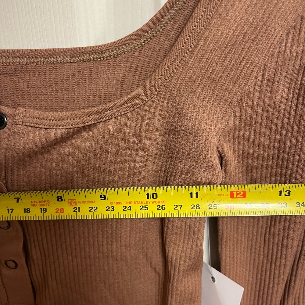 SO Caramel Ribbed Bodysuit - Picture 10 of 10